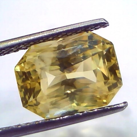 8.28 Ct IGI Certified Unheated Untreated Natural Ceylon Yellow Sapphire
